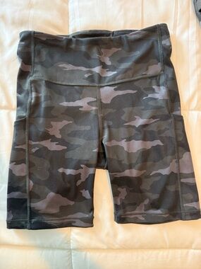 Athleta Woman’s Black and Gray Camouflage Bike Shorts